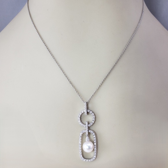 18K White Gold Diamond and Pearl Pendant #20935 - Picture 6 of 7
